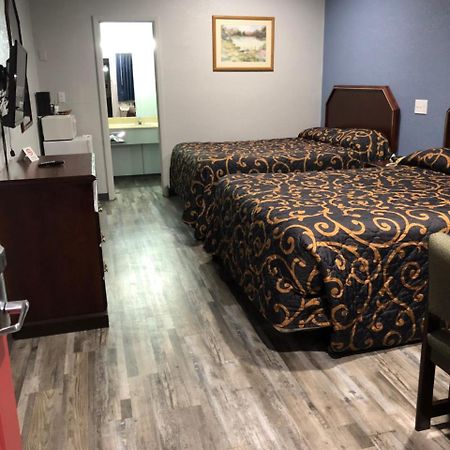Delux Inn Cleburne Kültér fotó