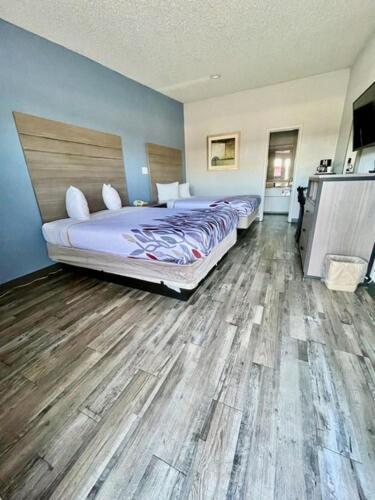 Delux Inn Cleburne Kültér fotó